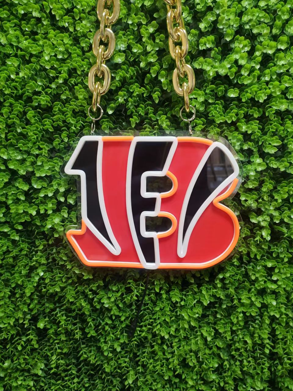 Customized neon necklace with the logo of the NFL Cincinnati Bengals team